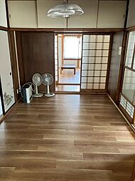 居間