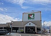 フレンドマート彦根小泉店まで1338m