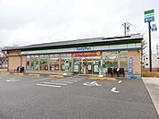 ファミリーマート滋賀県立大学前店まで354m