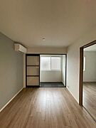 ※お部屋により内装の色合いが異なります。