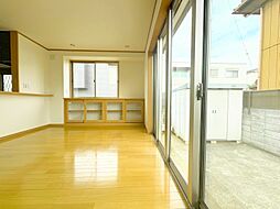 居間