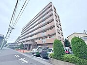 越谷駅徒歩3分の便利な立地。全てを凝縮した珠玉の「住まい」を堪能して下さい。