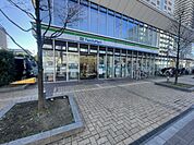 ファミリーマート川口金山町店まで約350m