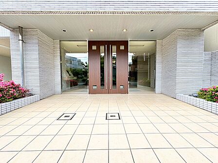 住まう人たちに、豊かさと将来への安心を享受させてくれる。