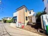外観：角地に面した38坪、4ＬＤＫ＋2ＷＩＣ付のお住まい。(令和8年10月撮影)