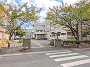 越谷市立蒲生小学校 850m