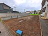 外観：前面道路含む現地