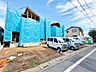 外観：左側が当物件。敷地面積は51坪以上、4LDK+S＋2WICの間取りです。(令和8年8月撮影)