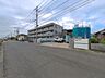 外観：前面道路含む現地