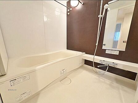 ゆっくり快適な空間で、心も体もオフになれるひと時。※現況の物件写真に、CGによる画像処理(家具消し)がされています。