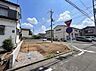 外観：自然と家族のコミュニケーションが生まれるリビングイン階段を採用。(令和8年8月撮影)