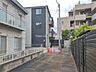 外観：前面道路含む現地