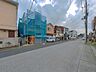 外観：前面道路含む現地