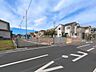 外観：前面道路含む現地