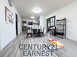 南横川2580 4LDKのリビング/ダイニング