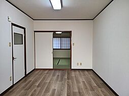 居間