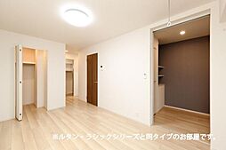 カーサ　ルセス　Ａ 1階1LDKのリビング/ダイニング