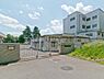 周辺：横浜市立岡津小学校まで990m、横浜市立岡津小学校