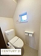 1階トイレです♪