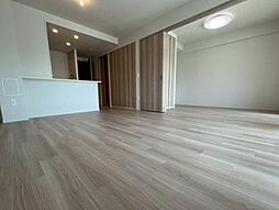 ジオ島本　サウス棟 623 6階3LDKのリビング/ダイニング