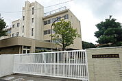 佐野市立佐野小学校まで887m