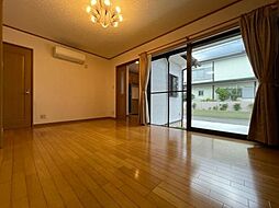 居間