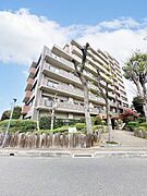 朝霞第二小学校 徒歩1分　朝霞第二中学校 徒歩16分