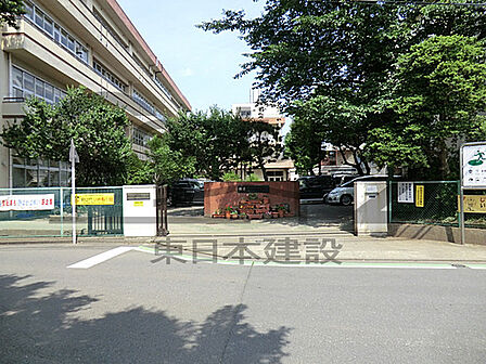 朝霞市立朝霞第二小学校まで591m