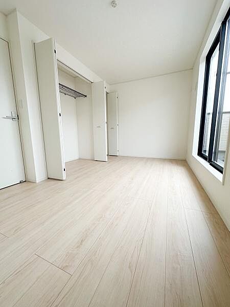 洋室を拡大表示
