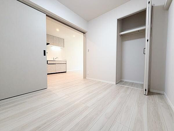洋室を拡大表示