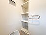 収納：トイレットペーパーやお掃除道具などをすっきりと収納できます♪