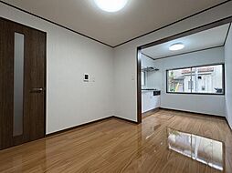 居間