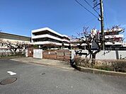 青梅市立友田小学校まで761m