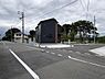 その他：角地の立地なので開放感があります。