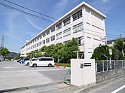 加古川市立神吉中学校まで1722m