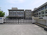 高砂市立松陽中学校まで557m