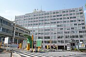 松戸市役所まで698m