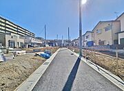 前面道路含む現地。2026年3月上旬撮影。