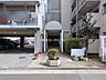 エントランス：エントランス（外）