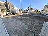 外観：前面道路含む現地