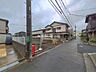 外観：前面道路含む現地