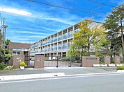 草加市立松原小学校 620m