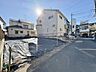 外観：前面道路