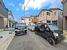 外観：前面道路含む現地
