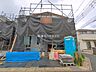 外観：前面道路含む現地