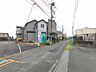 外観：前面道路含む現地