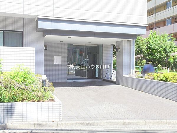 エントランスを拡大表示