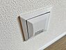 その他：従来の自然換気とは異なり、強制的に室内の空気の入れ替えを自動的に行う事を可能とした「換気設備」のこと