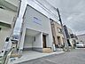外観：前面道路含む現地。
