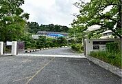 俵口小学校まで250m
